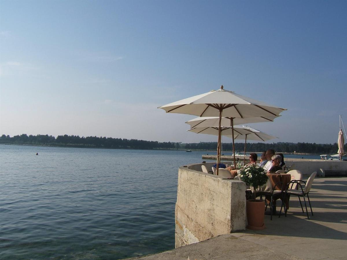 Tamaris, 600 M From The Beach Novigrad Istria Exterior foto