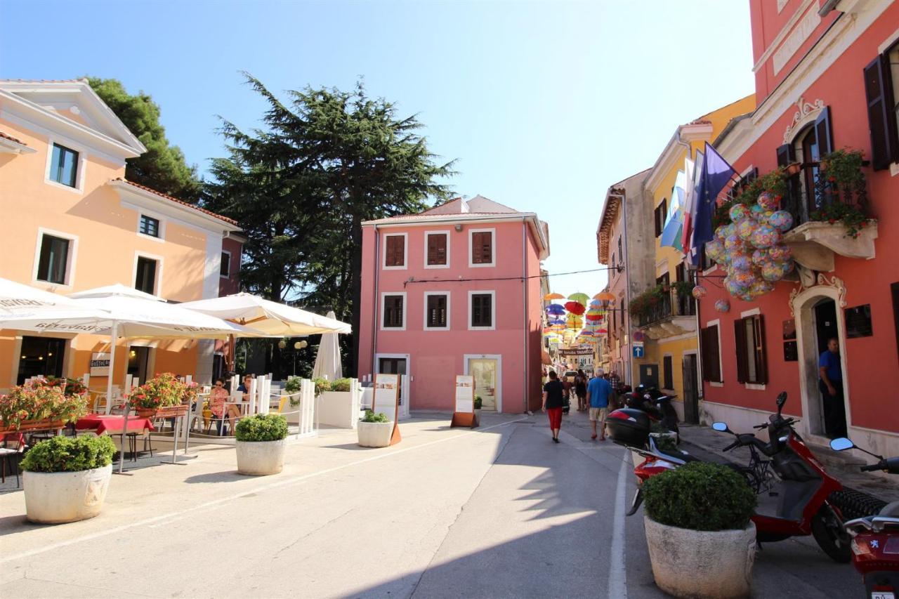 Tamaris, 600 M From The Beach Novigrad Istria Exterior foto